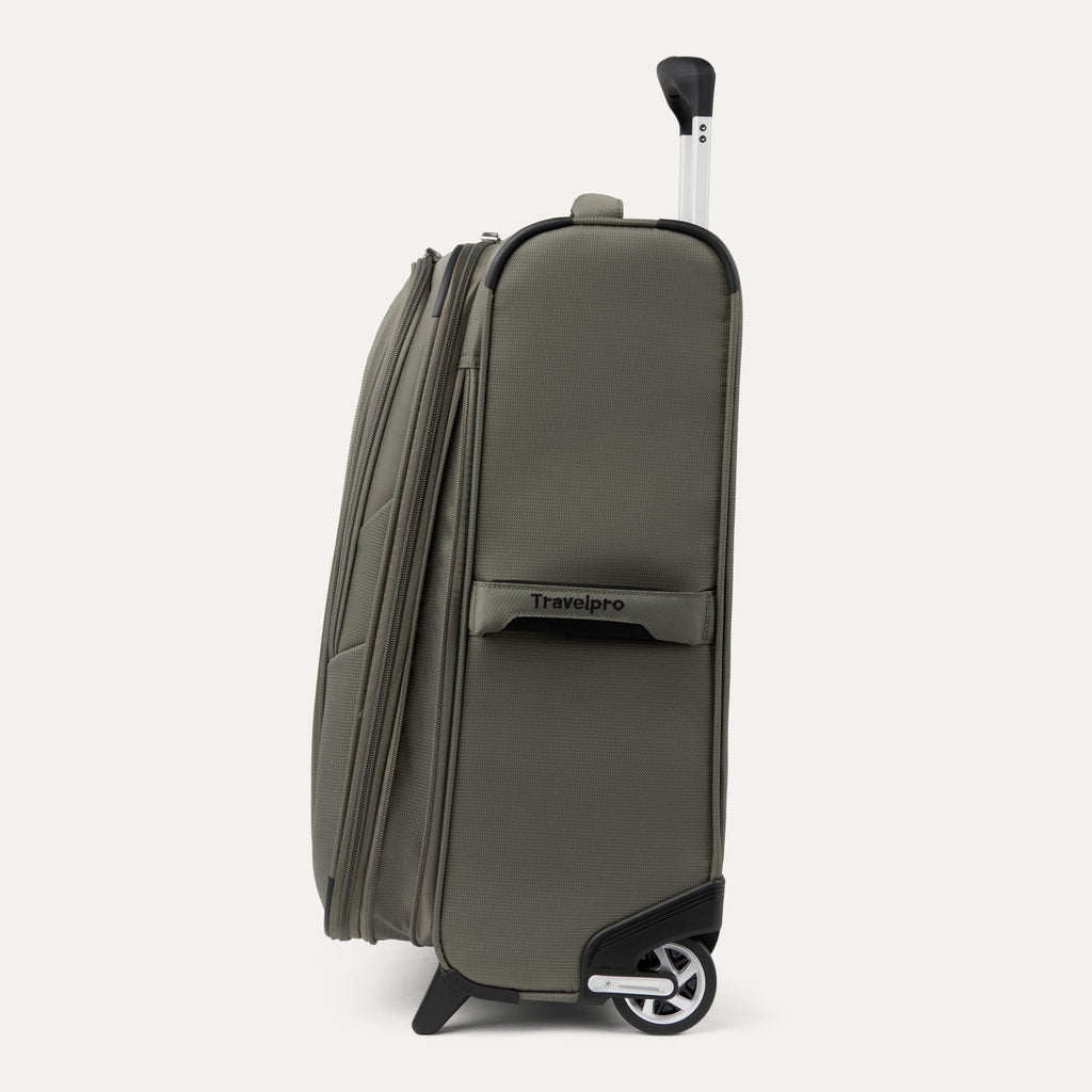 Maxlite® 5 Carry-On Rollaboard®
