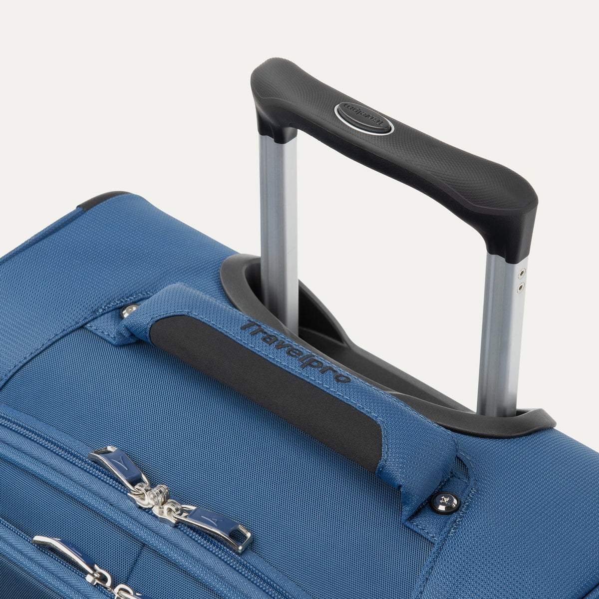 Maxlite® 5 Carry-On Rollaboard®