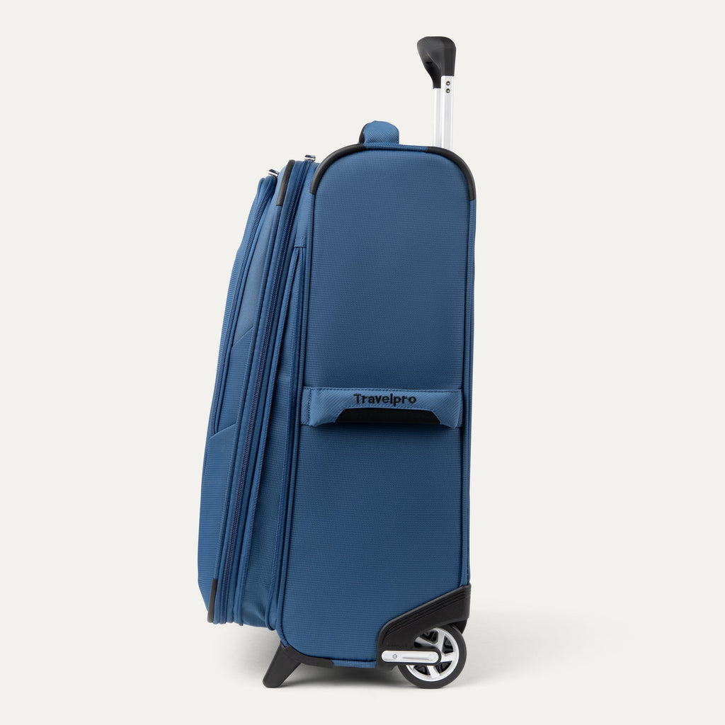 Maxlite® 5 Carry-On Rollaboard®
