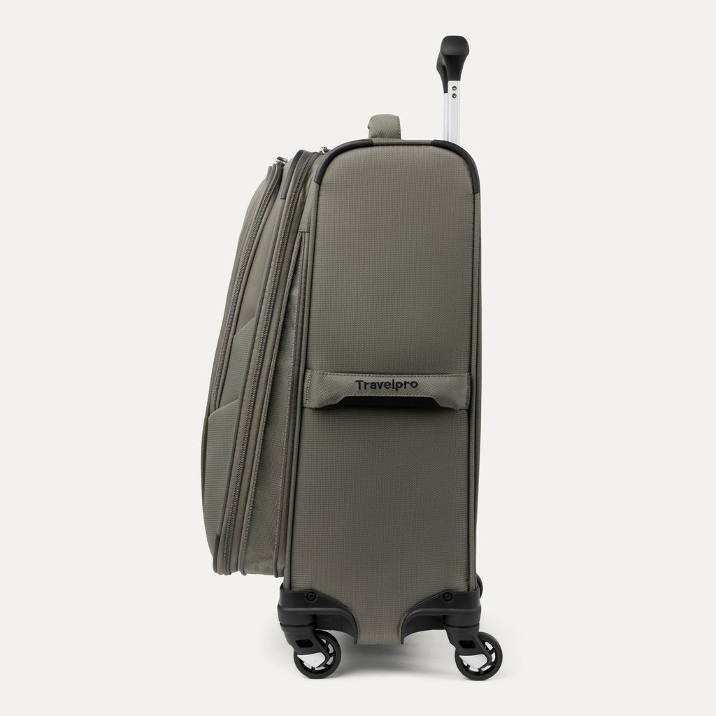 Maxlite® 5 Carry-On Spinner