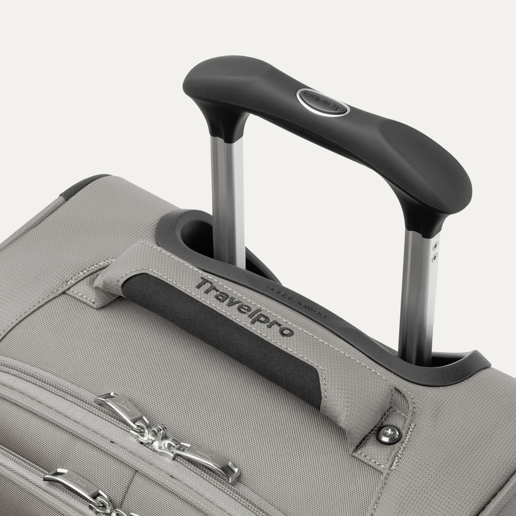 Maxlite® 5 Compact Carry-On Spinner