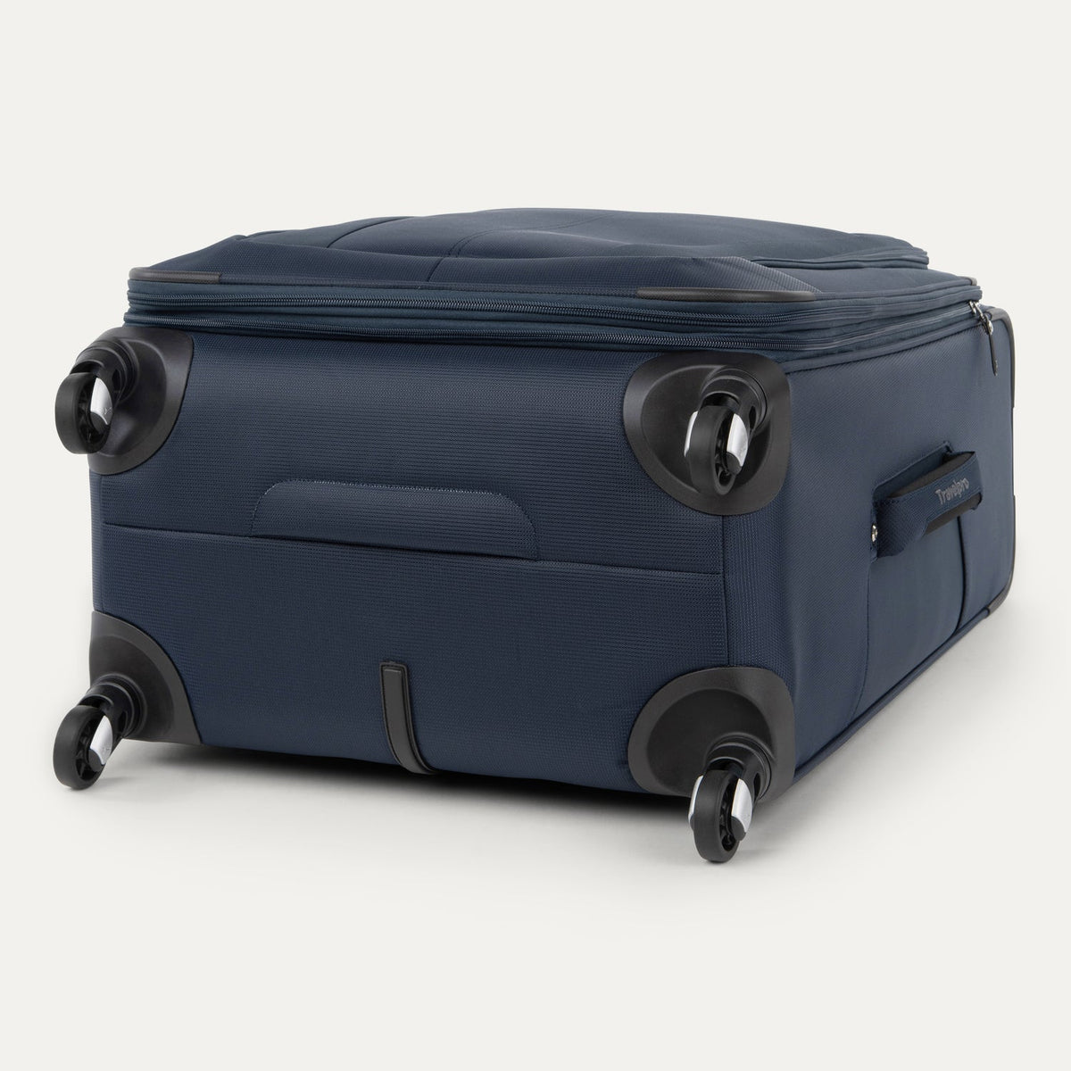Maxlite® 5 Medium Check-In Spinner