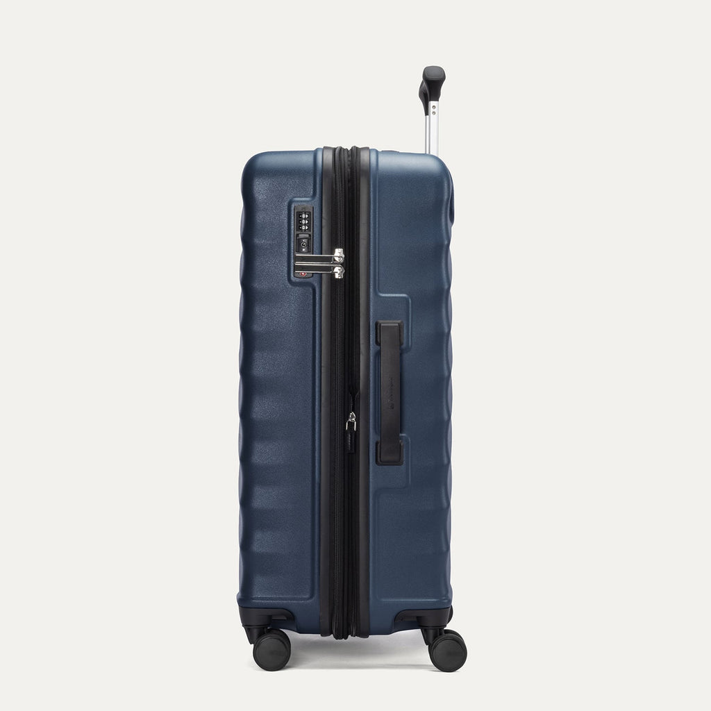 Maxlite® Air V2 Medium Check-In Hardside Spinner