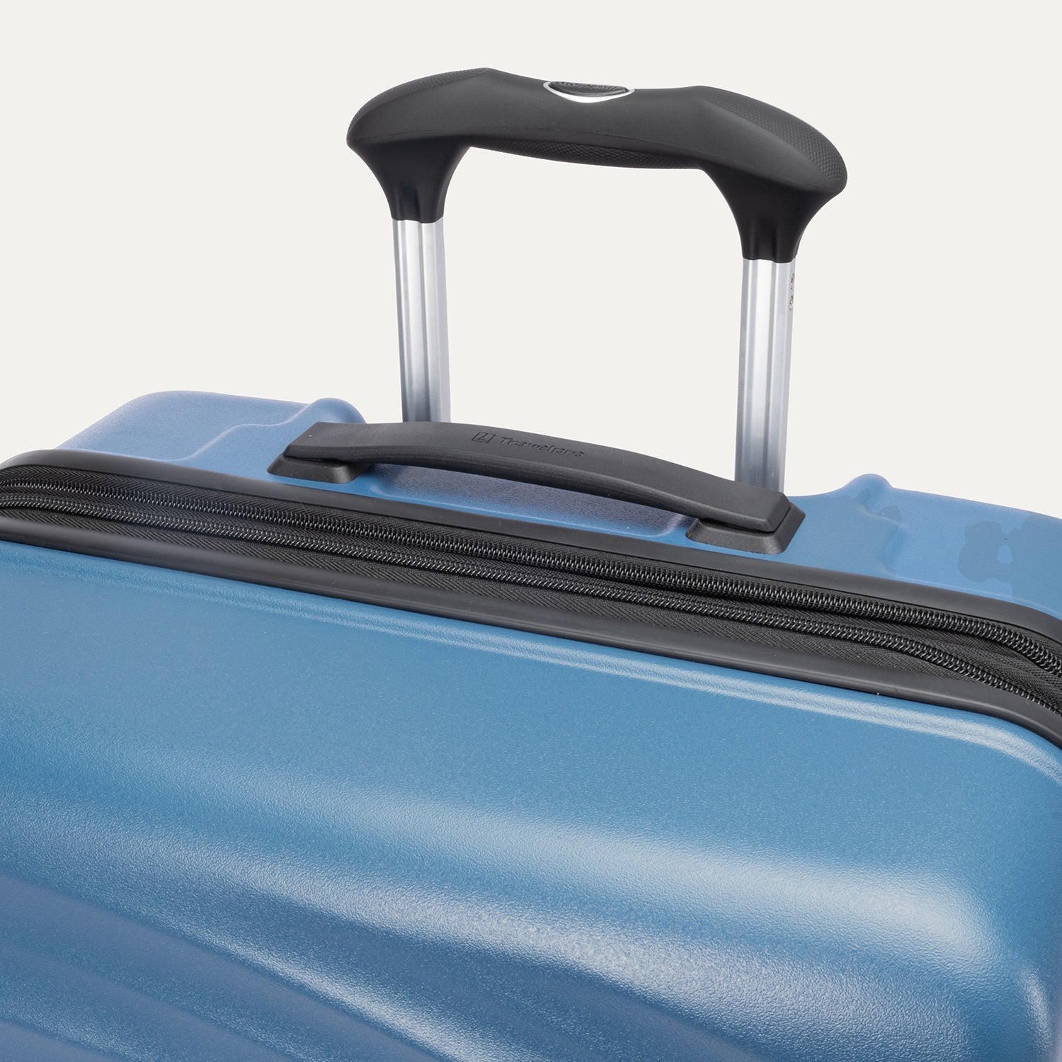 Maxlite® Air V2 Medium Check-In Hardside Spinner