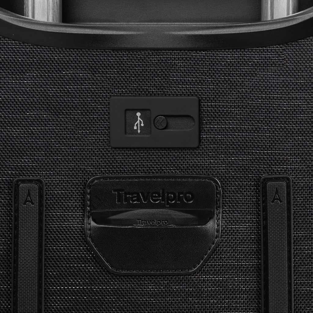 Platinum® Elite Carry-On / Medium Check-In Set