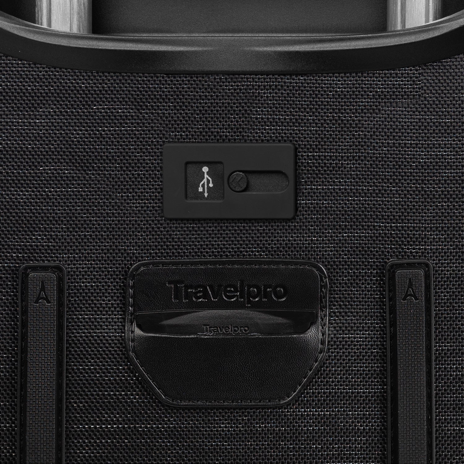 Platinum® Elite Carry-On / Medium Check-In Set