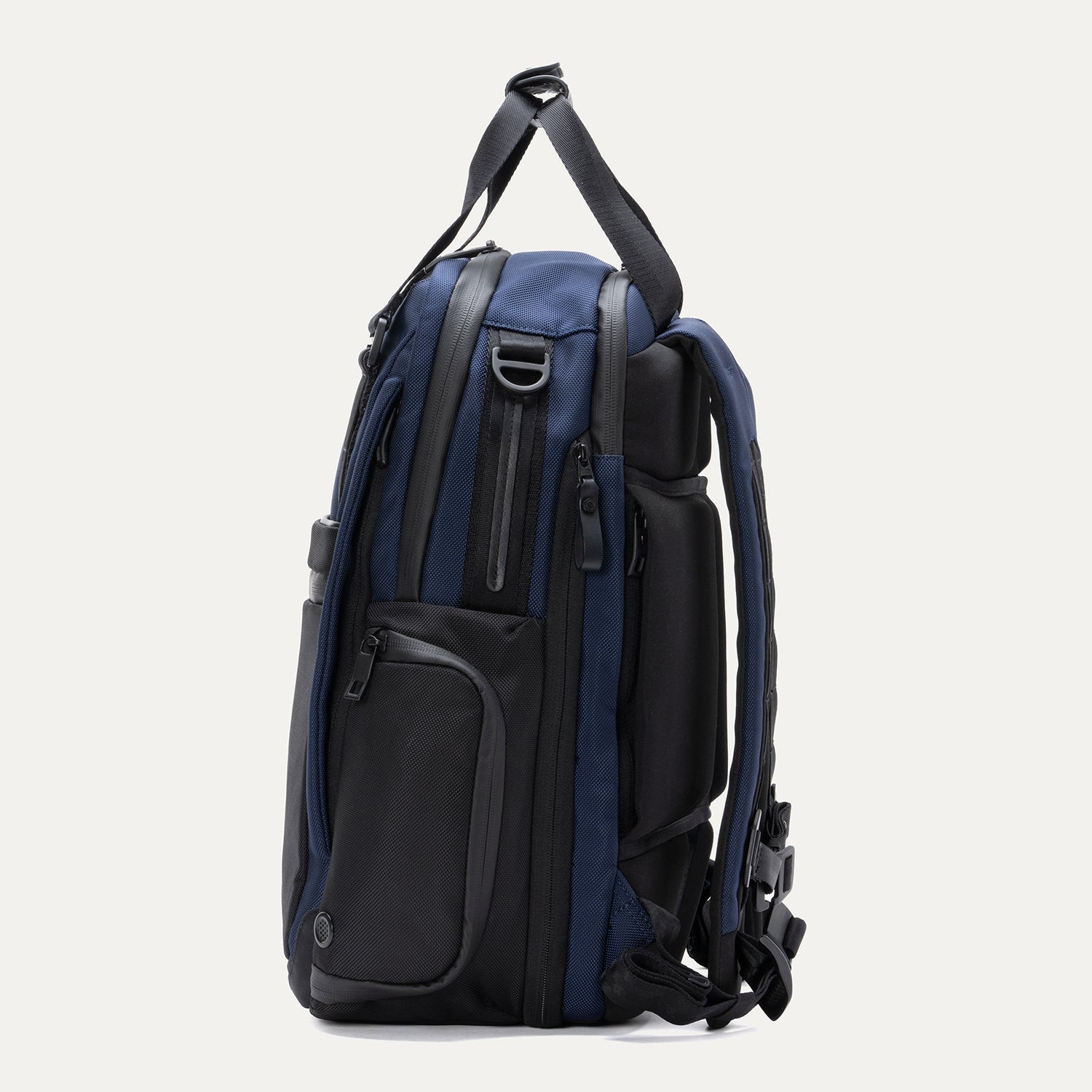 Altitude™ Medium Expandable Laptop Backpack 25-30L