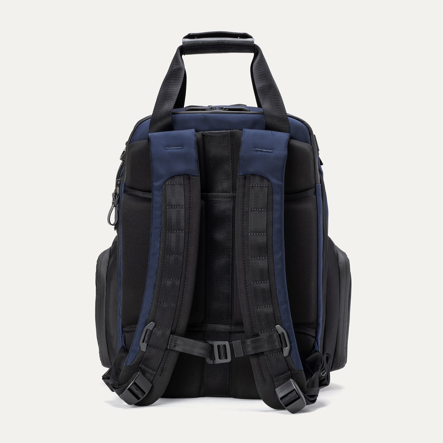 Altitude™ Medium Expandable Laptop Backpack 25-30L