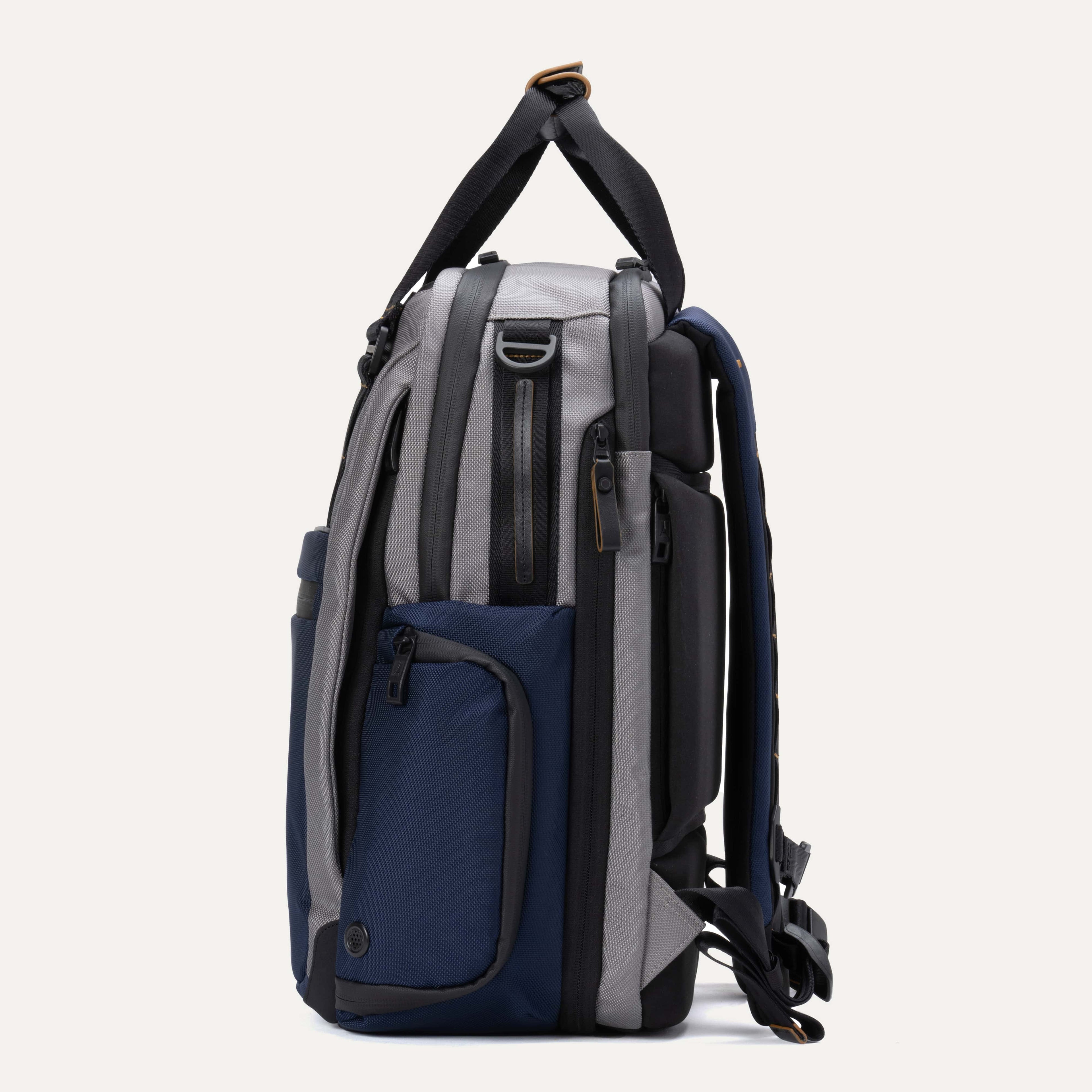 Altitude™ Medium Expandable Laptop Backpack 25-30L