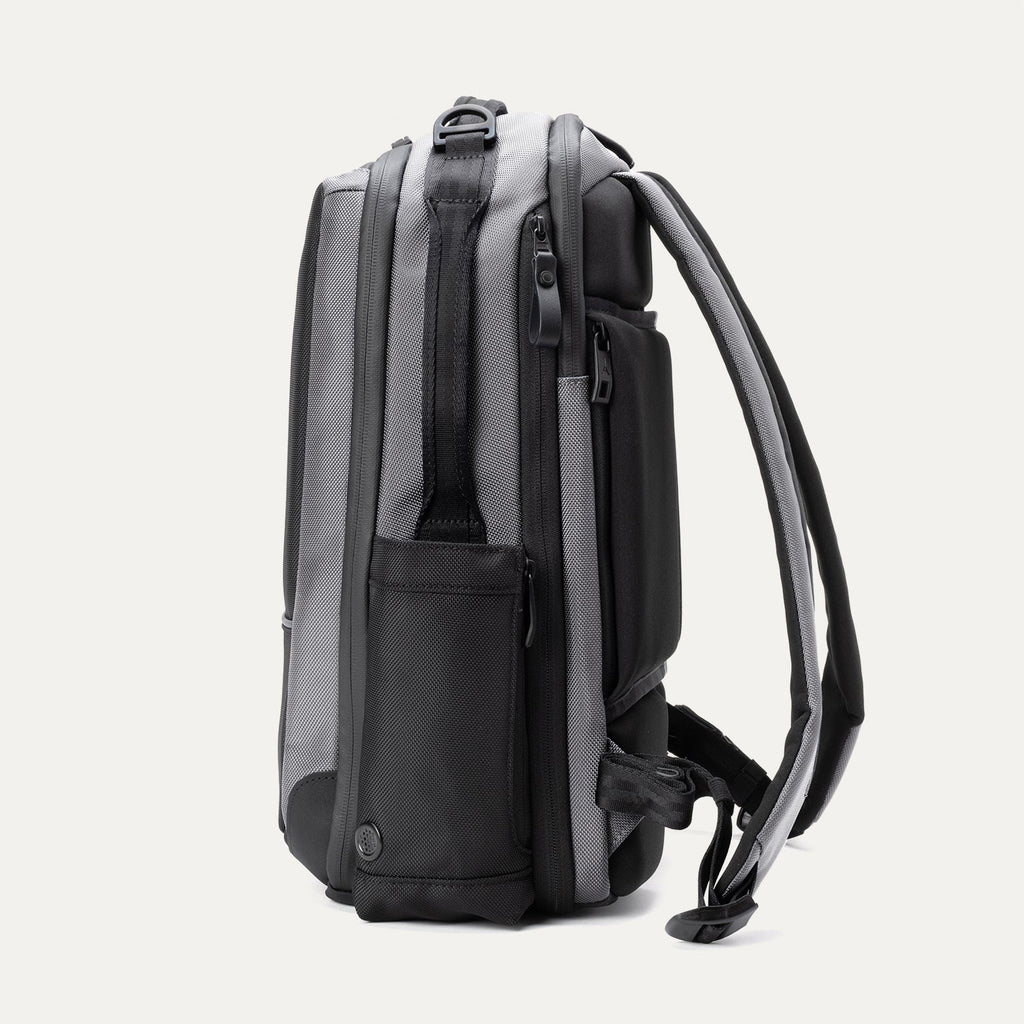 Altitude™ Slim Expandable Laptop Backpack 20-24L - Final Sale