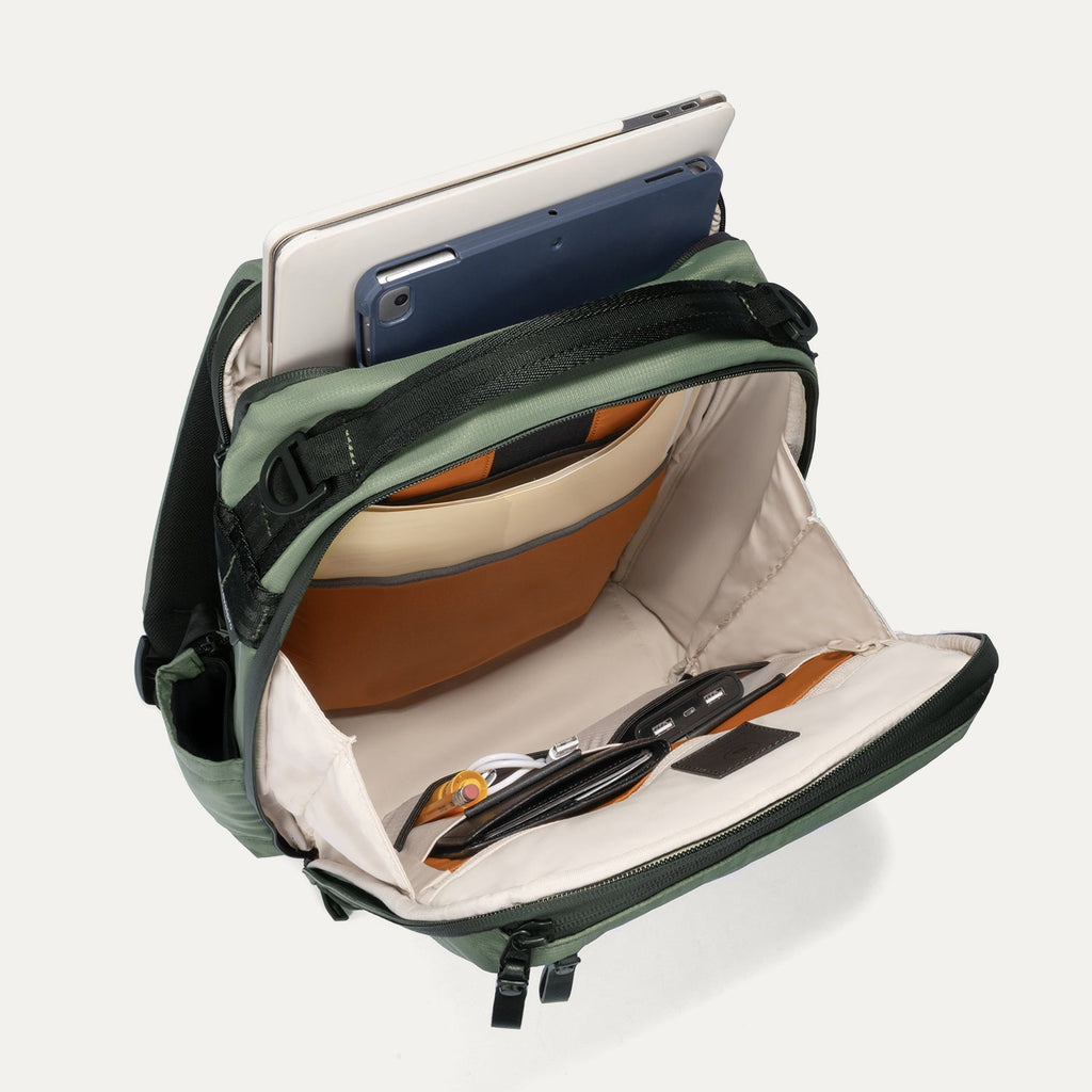 Altitude™ Slim Expandable Laptop Backpack 20-24L - Final Sale