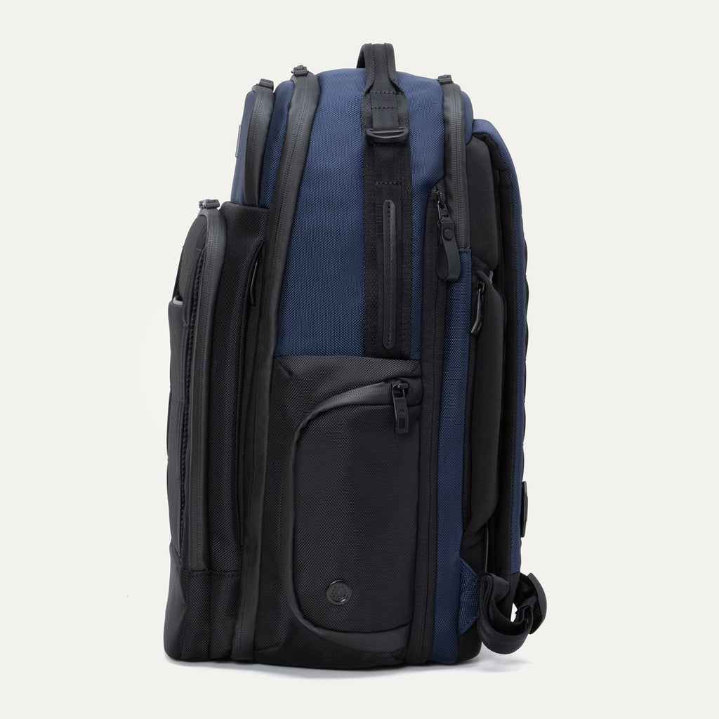 Altitude™ Large Expandable Laptop Backpack 30-36L
