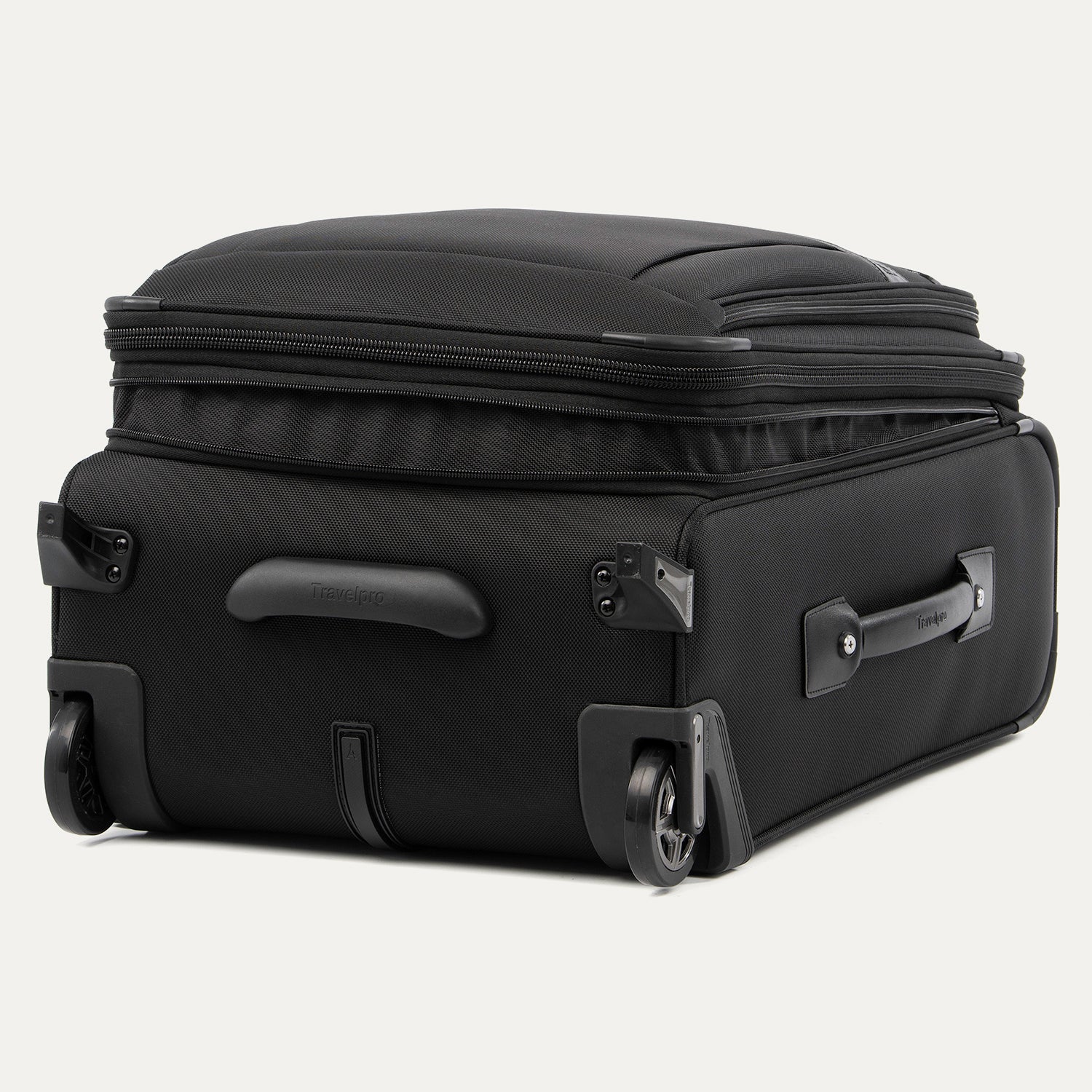 Platinum® Elite Carry-On Rollaboard/ Business Backpack Set