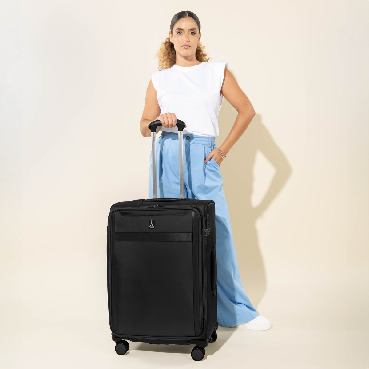 Versapack+ Medium Check-in Spinner / Travelpro® Altitude™ Large Backpack Set