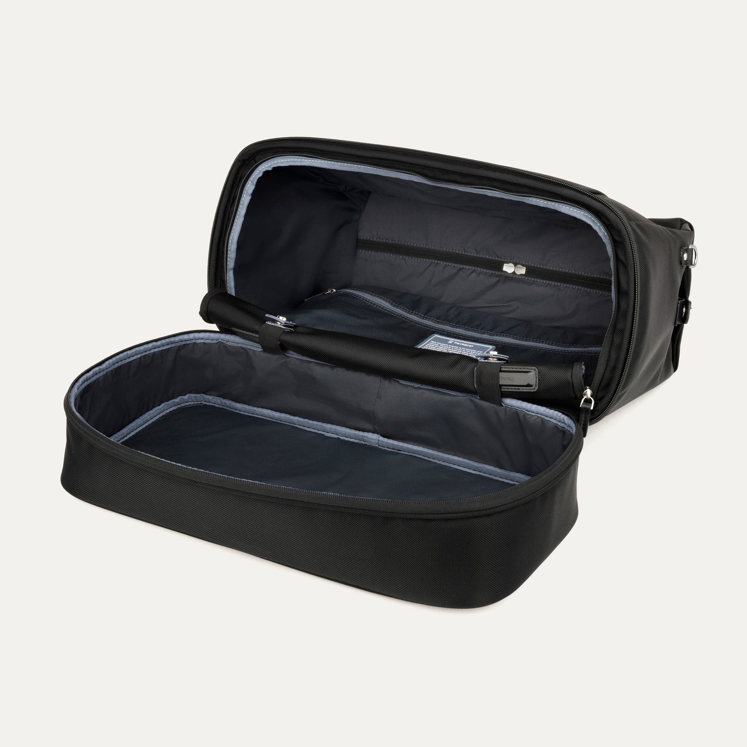 On the Move - Platinum® Elite Weekender Bag / Medium Check-In Set